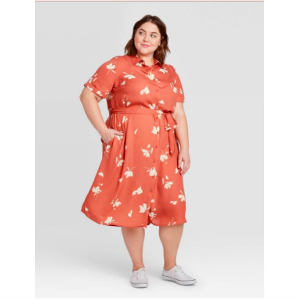 Plus size tie waist dress